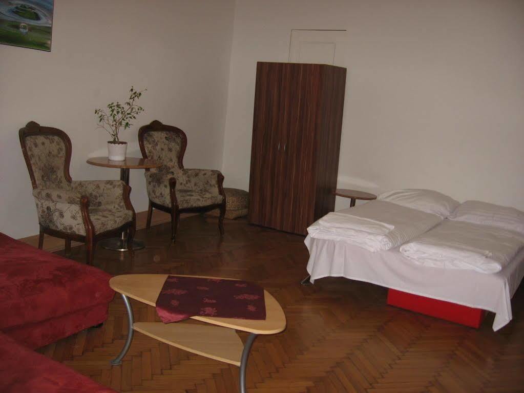 Pension Vera Viena Exterior foto